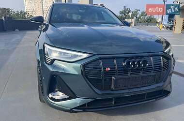 Позашляховик / Кросовер Audi e-tron S Sportback 2022 в Києві