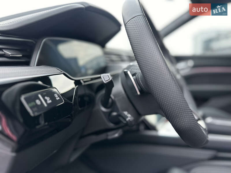 Позашляховик / Кросовер Audi e-tron S Sportback 2022 в Луцьку