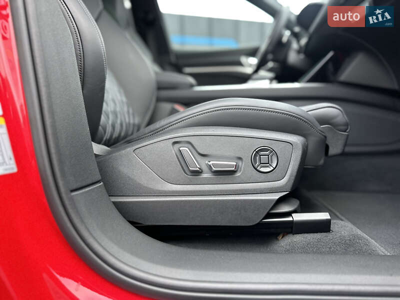 Позашляховик / Кросовер Audi e-tron S Sportback 2022 в Луцьку