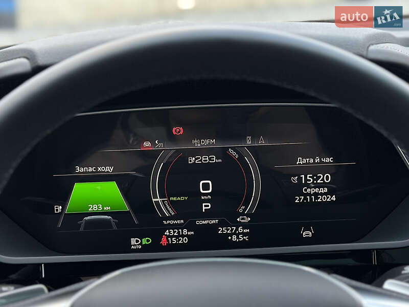 Позашляховик / Кросовер Audi e-tron S Sportback 2022 в Луцьку