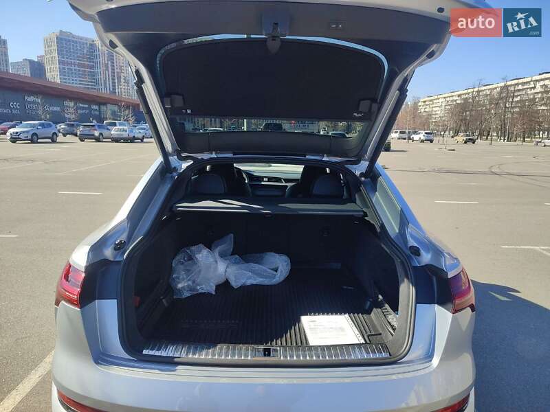 Внедорожник / Кроссовер Audi e-tron S Sportback 2022 в Киеве