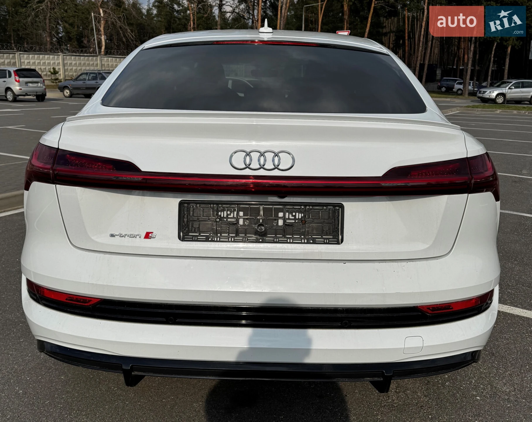 2021 Audi e-tron S Sportback - мініатюра 11