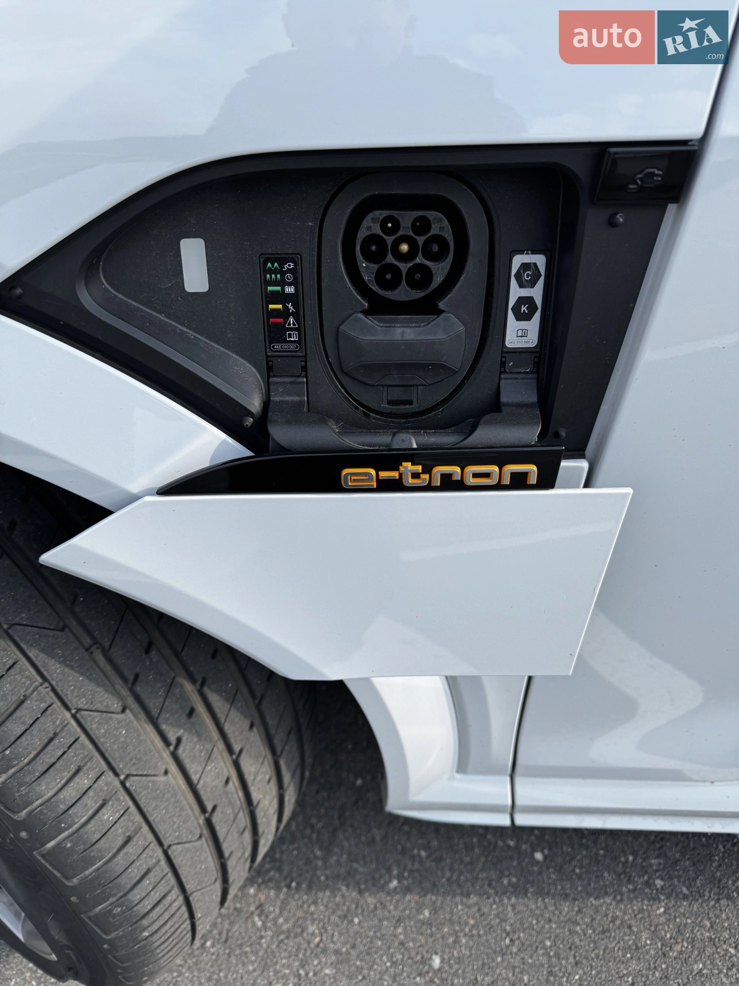 2021 Audi e-tron S Sportback - мініатюра 17