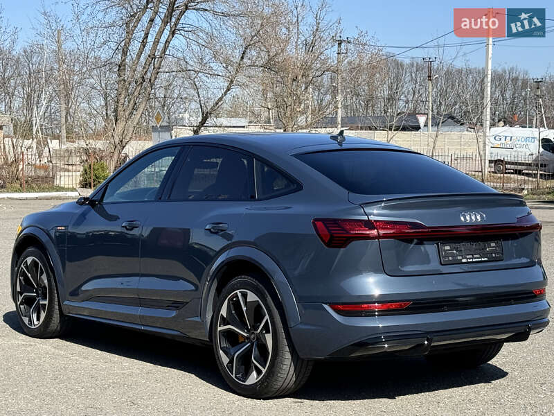 Позашляховик / Кросовер Audi e-tron S Sportback 2021 в Києві