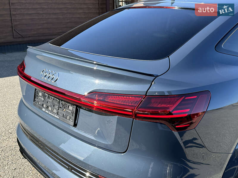 Позашляховик / Кросовер Audi e-tron S Sportback 2021 в Києві