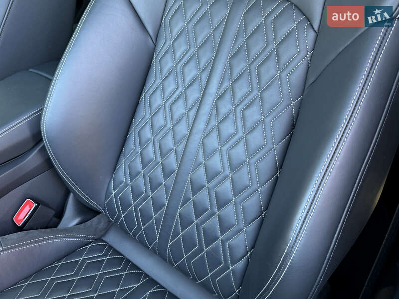Позашляховик / Кросовер Audi e-tron S Sportback 2021 в Києві
