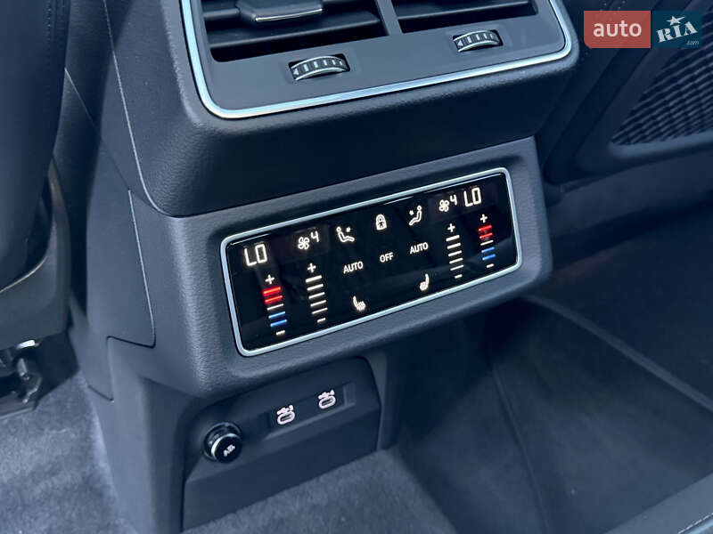 Позашляховик / Кросовер Audi e-tron S Sportback 2021 в Києві