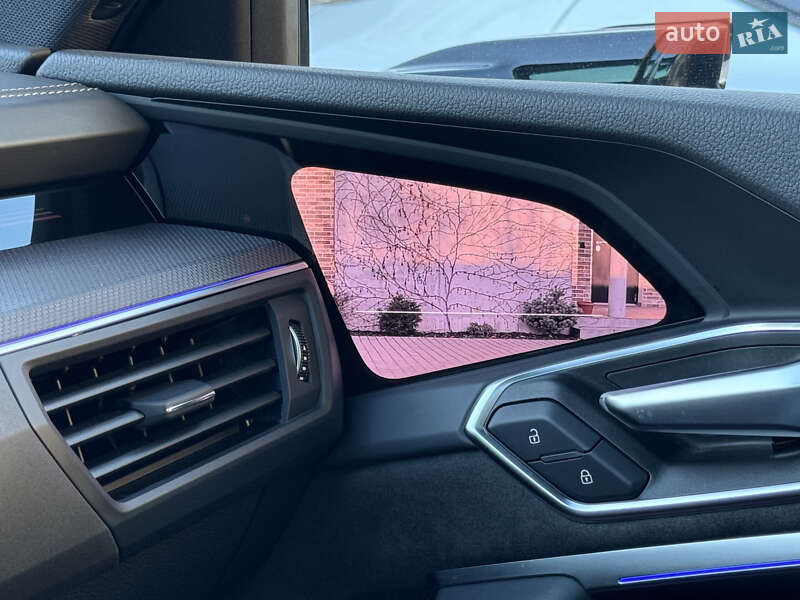 Позашляховик / Кросовер Audi e-tron S Sportback 2021 в Києві