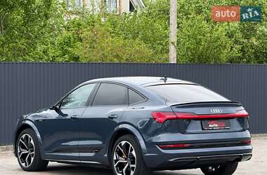 Позашляховик / Кросовер Audi e-tron S Sportback 2021 в 