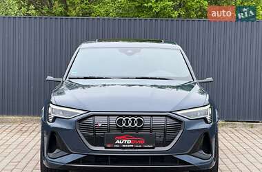 Позашляховик / Кросовер Audi e-tron S Sportback 2021 в 