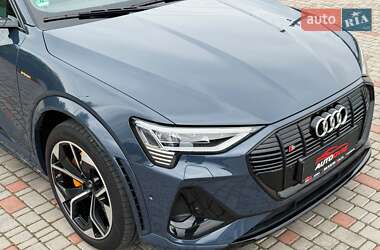 Позашляховик / Кросовер Audi e-tron S Sportback 2021 в 
