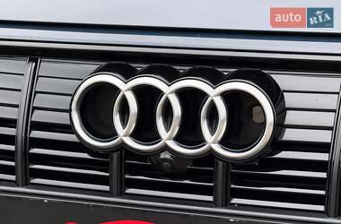 Позашляховик / Кросовер Audi e-tron S Sportback 2021 в 
