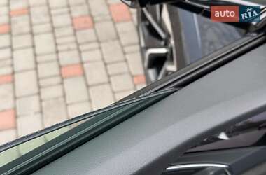 Позашляховик / Кросовер Audi e-tron S Sportback 2021 в 