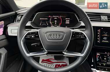 Позашляховик / Кросовер Audi e-tron S Sportback 2021 в 