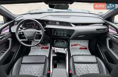 Позашляховик / Кросовер Audi e-tron S Sportback 2021 в 