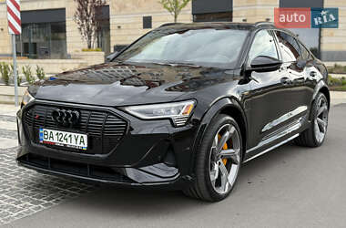 Внедорожник / Кроссовер Audi e-tron S Sportback 2022 в Умани