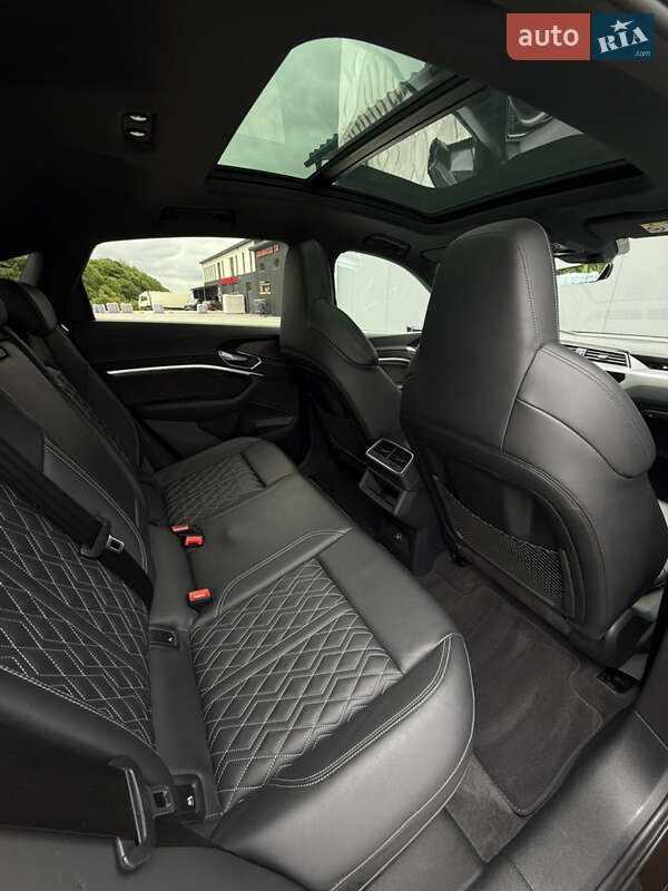 Позашляховик / Кросовер Audi e-tron S Sportback 2021 в Тернополі