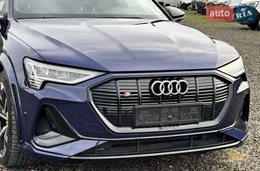 Позашляховик / Кросовер Audi e-tron S Sportback 2021 в 