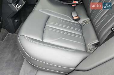 Позашляховик / Кросовер Audi e-tron S Sportback 2022 в 