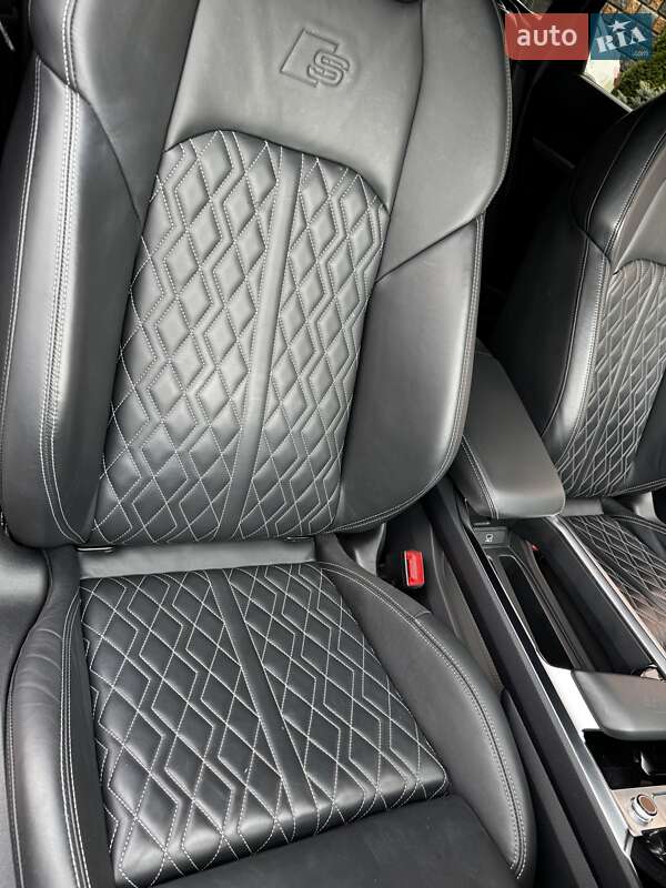 Позашляховик / Кросовер Audi e-tron S Sportback 2021 в Києві фото 23 Позашляховик / Кросовер Audi e-tron S Sportback 2021 в Києві