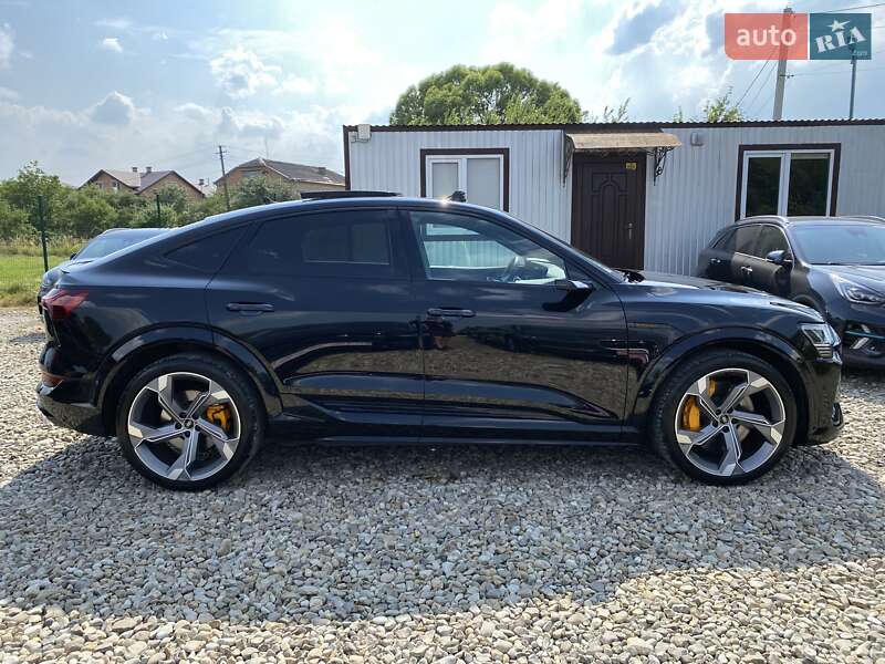 Внедорожник / Кроссовер Audi e-tron S Sportback 2022 в Львове