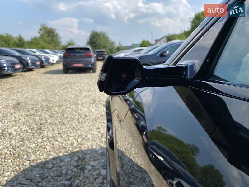 Внедорожник / Кроссовер Audi e-tron S Sportback 2022 в Львове