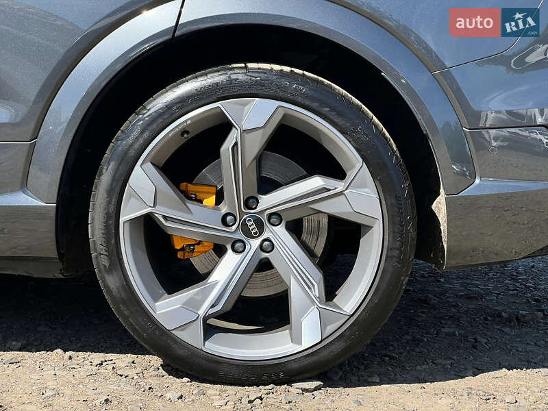 Внедорожник / Кроссовер Audi e-tron S Sportback 2022 в Луцке