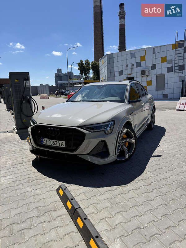 Внедорожник / Кроссовер Audi e-tron S Sportback 2021 в Киеве