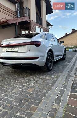 Внедорожник / Кроссовер Audi e-tron S Sportback 2021 в 