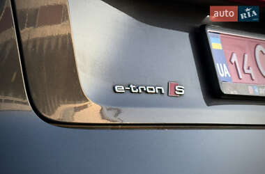 Внедорожник / Кроссовер Audi e-tron S Sportback 2022 в 