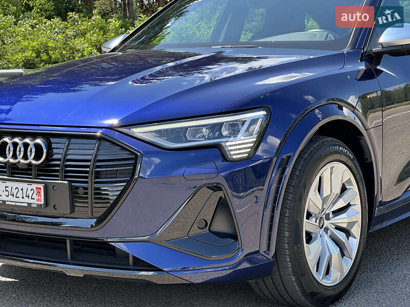 Позашляховик / Кросовер Audi e-tron S Sportback 2020 в Ковелі