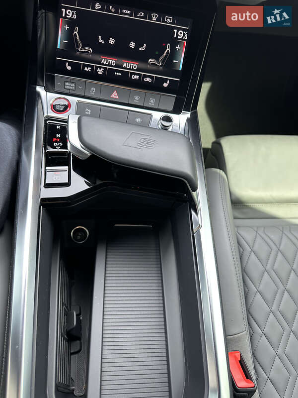 Внедорожник / Кроссовер Audi e-tron S Sportback 2021 в Киеве