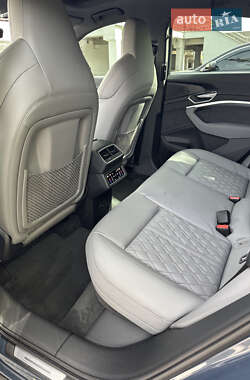 Внедорожник / Кроссовер Audi e-tron S Sportback 2021 в 