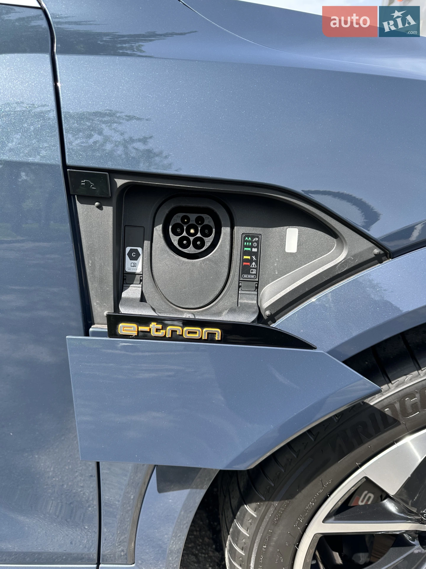 2021 Audi e-tron S Sportback - мініатюра 43