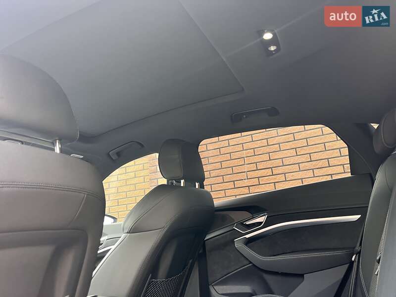 Внедорожник / Кроссовер Audi e-tron S Sportback 2020 в Луцке фото 24 Внедорожник / Кроссовер Audi e-tron S Sportback 2020 в Луцке