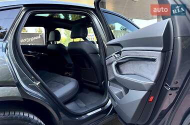Внедорожник / Кроссовер Audi e-tron S Sportback 2022 в 