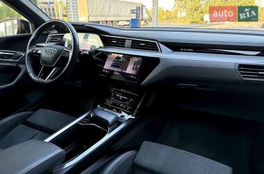 Внедорожник / Кроссовер Audi e-tron S Sportback 2022 в 