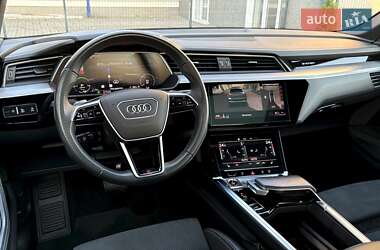 Внедорожник / Кроссовер Audi e-tron S Sportback 2022 в 