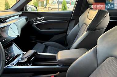 Внедорожник / Кроссовер Audi e-tron S Sportback 2022 в 