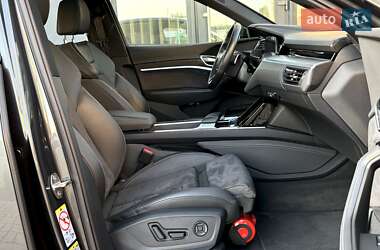 Внедорожник / Кроссовер Audi e-tron S Sportback 2022 в 