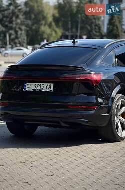 Позашляховик / Кросовер Audi e-tron S Sportback 2021 в  фото 7 Позашляховик / Кросовер Audi e-tron S Sportback 2021 в