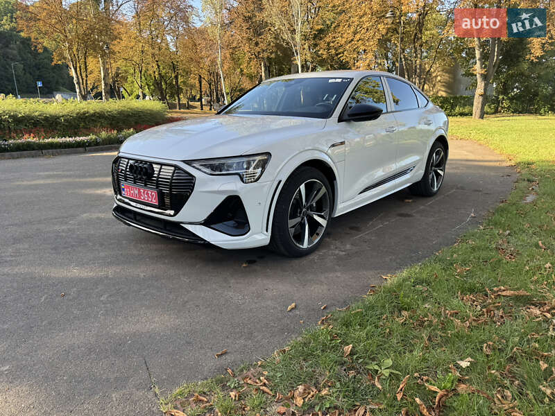 Внедорожник / Кроссовер Audi e-tron S Sportback 2022 в Киеве