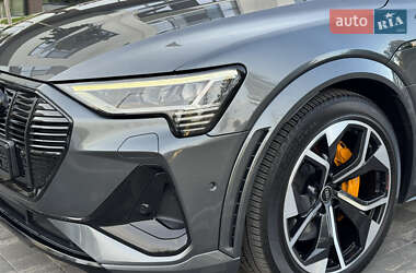Внедорожник / Кроссовер Audi e-tron S Sportback 2021 в 