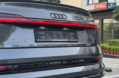 Внедорожник / Кроссовер Audi e-tron S Sportback 2021 в 