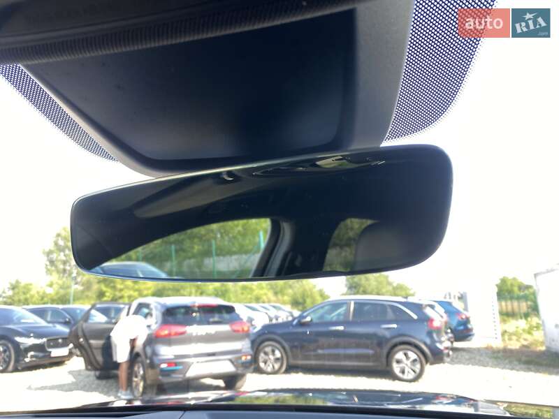 Позашляховик / Кросовер Audi e-tron S Sportback 2023 в Львові фото 76 Позашляховик / Кросовер Audi e-tron S Sportback 2023 в Львові