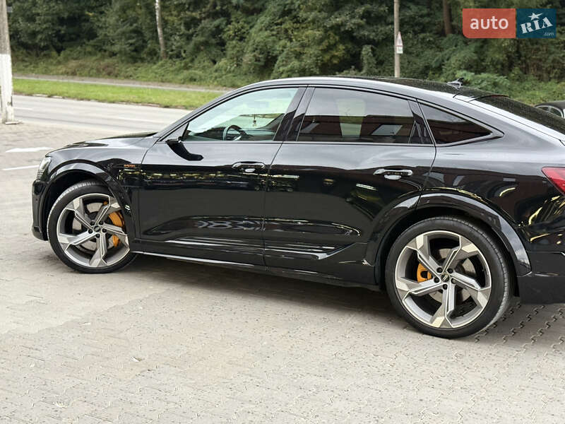 Внедорожник / Кроссовер Audi e-tron S Sportback 2022 в Черновцах