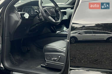 Внедорожник / Кроссовер Audi e-tron S Sportback 2022 в 