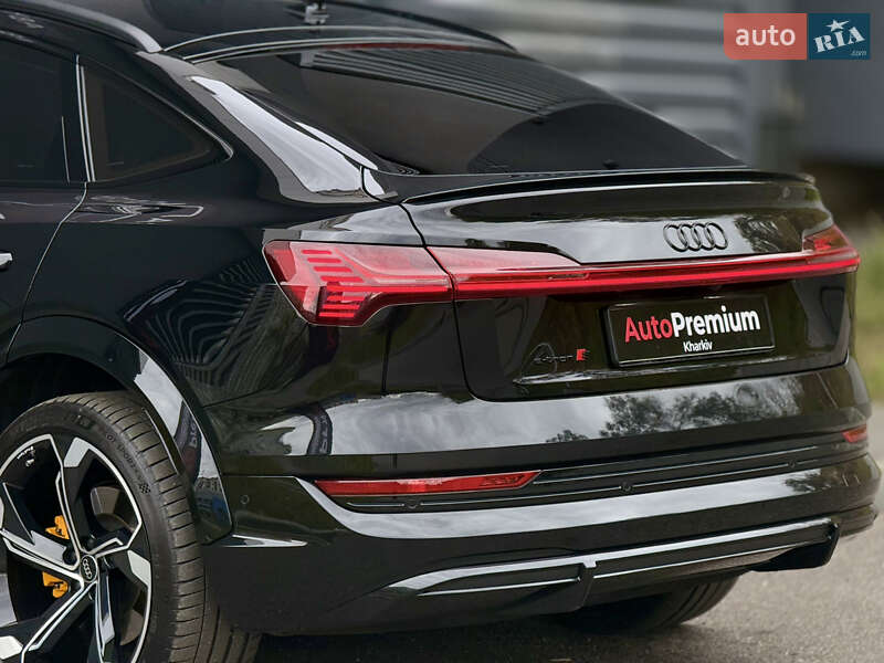 Внедорожник / Кроссовер Audi e-tron S Sportback 2023 в Харькове