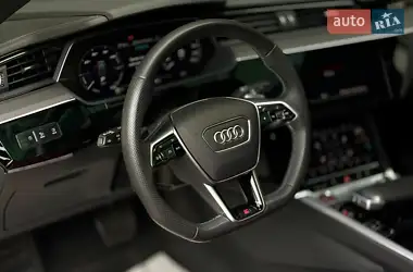 Audi e-tron S Sportback 2023