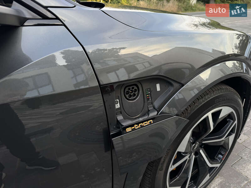 Внедорожник / Кроссовер Audi e-tron S Sportback 2021 в Ужгороде